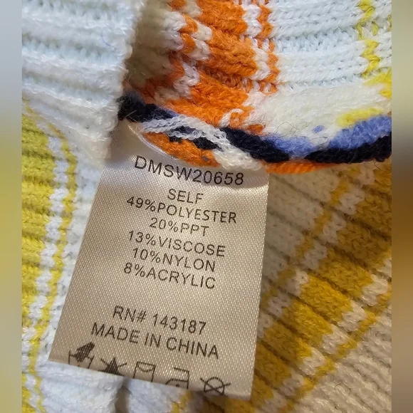 Dance & Marvel Two Piece Cropped Striped Sweater Size Large NWT - Picture 6 of 8